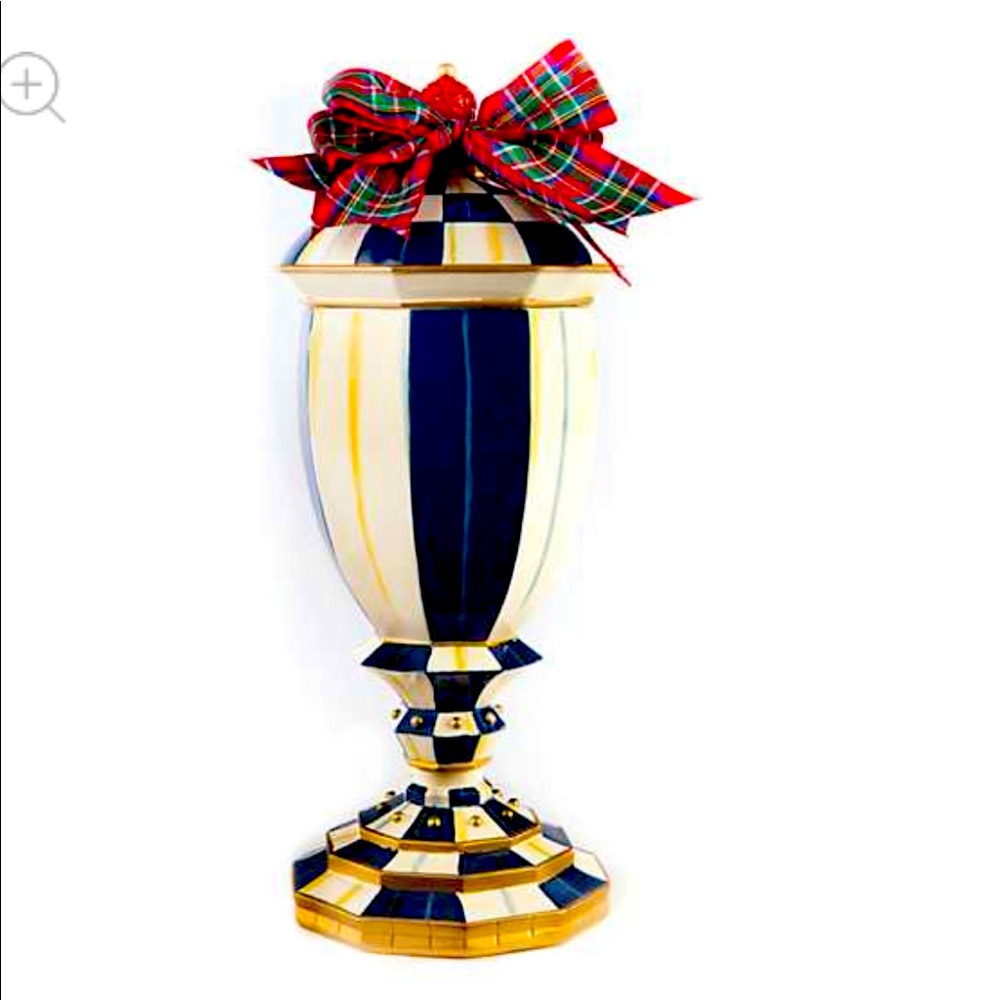 Beautiful lidded urn by Mackenzie.